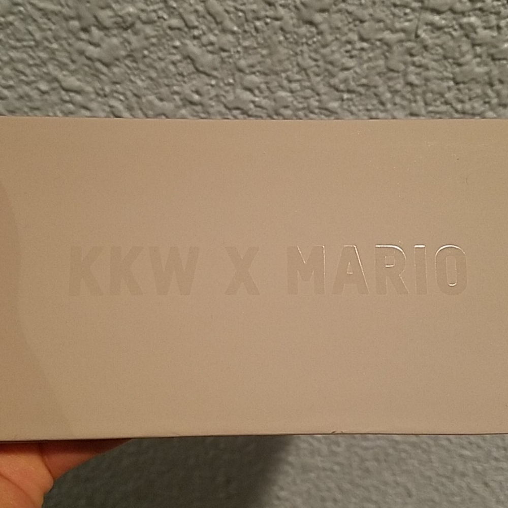 KKW eyeshadow palette